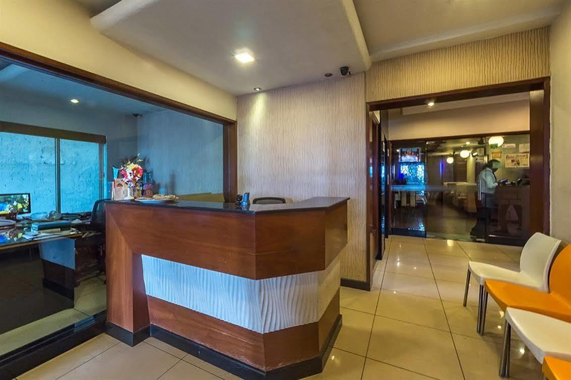 Hotel Vandematharam Bangalore Esterno foto