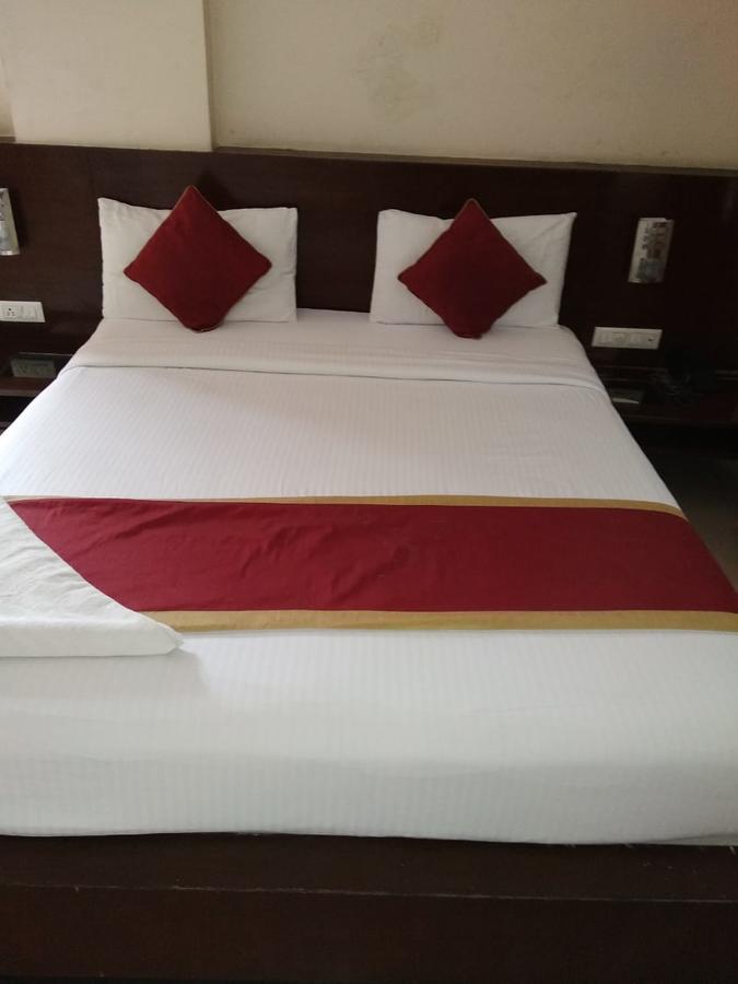 Hotel Vandematharam Bangalore Esterno foto